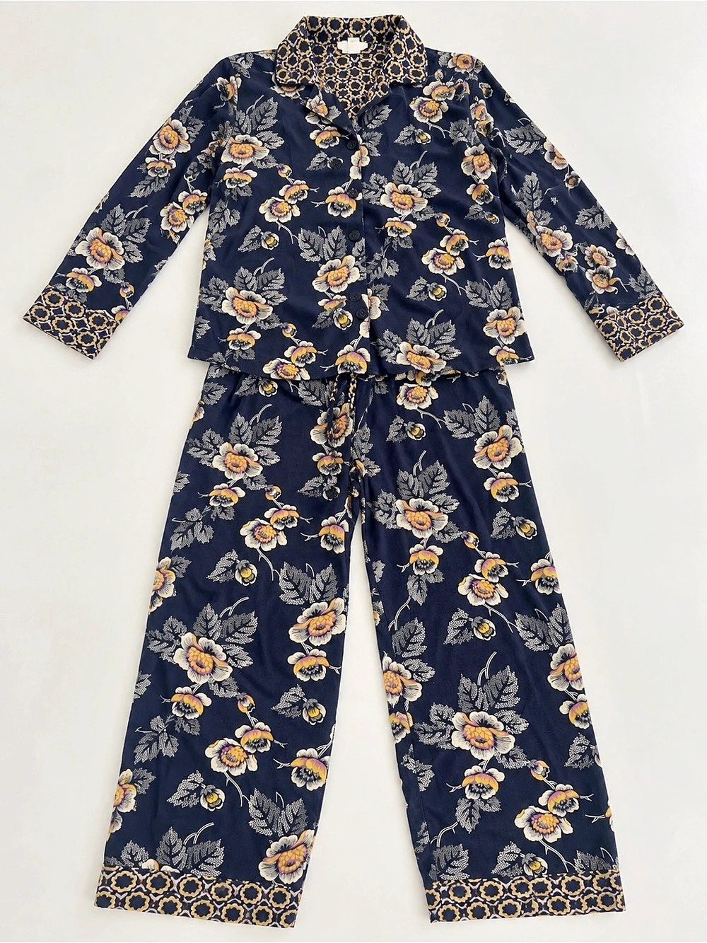 Vera Bradley Long-Sleeved Pajama Set in Blue & Yellow